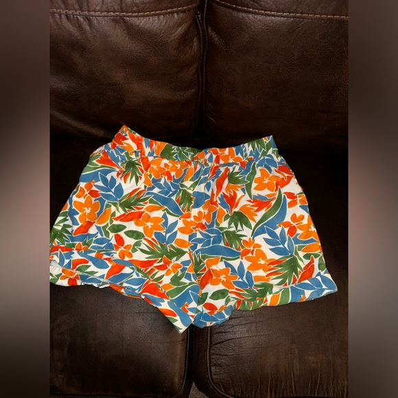 High Waisted Print Short - Picture 5 of 6